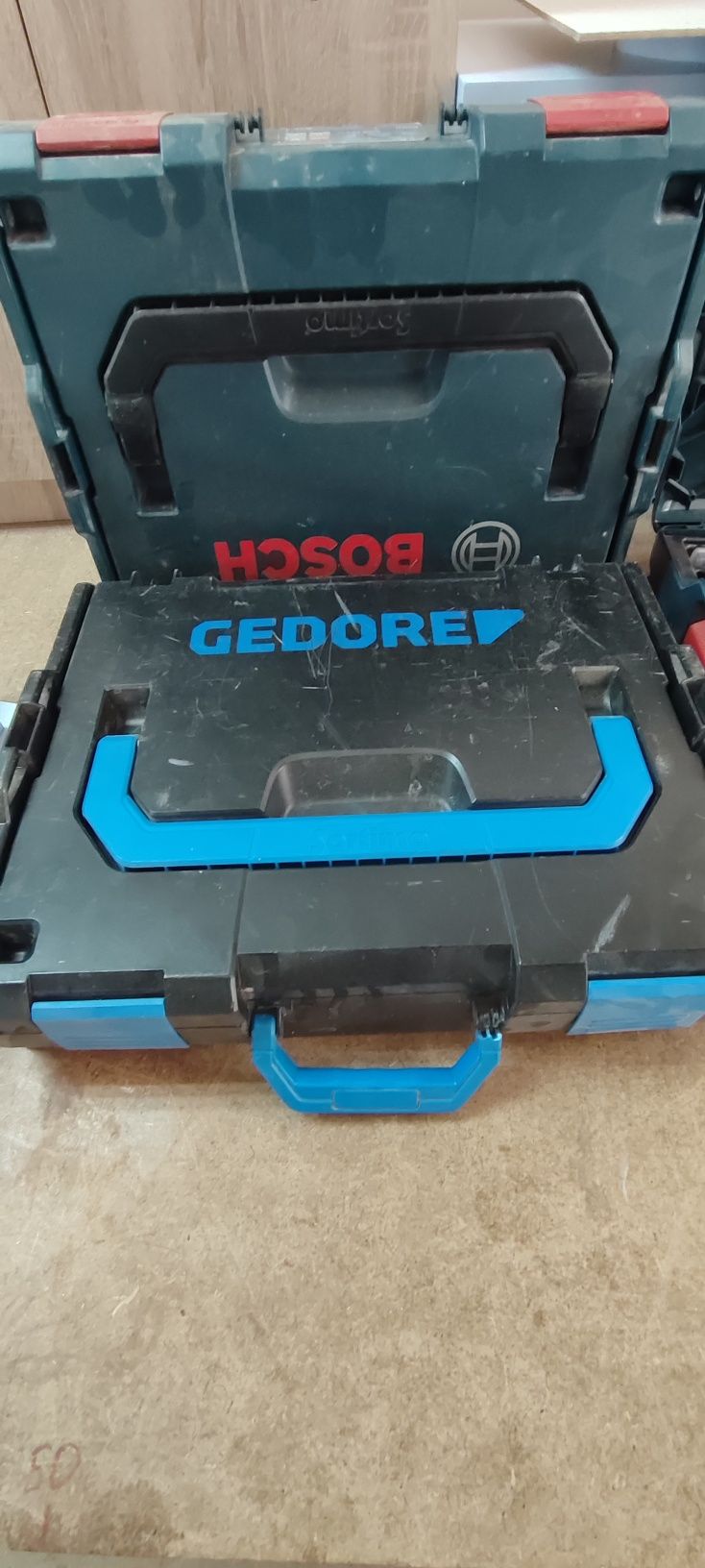 Винтоверт bosch  12-35