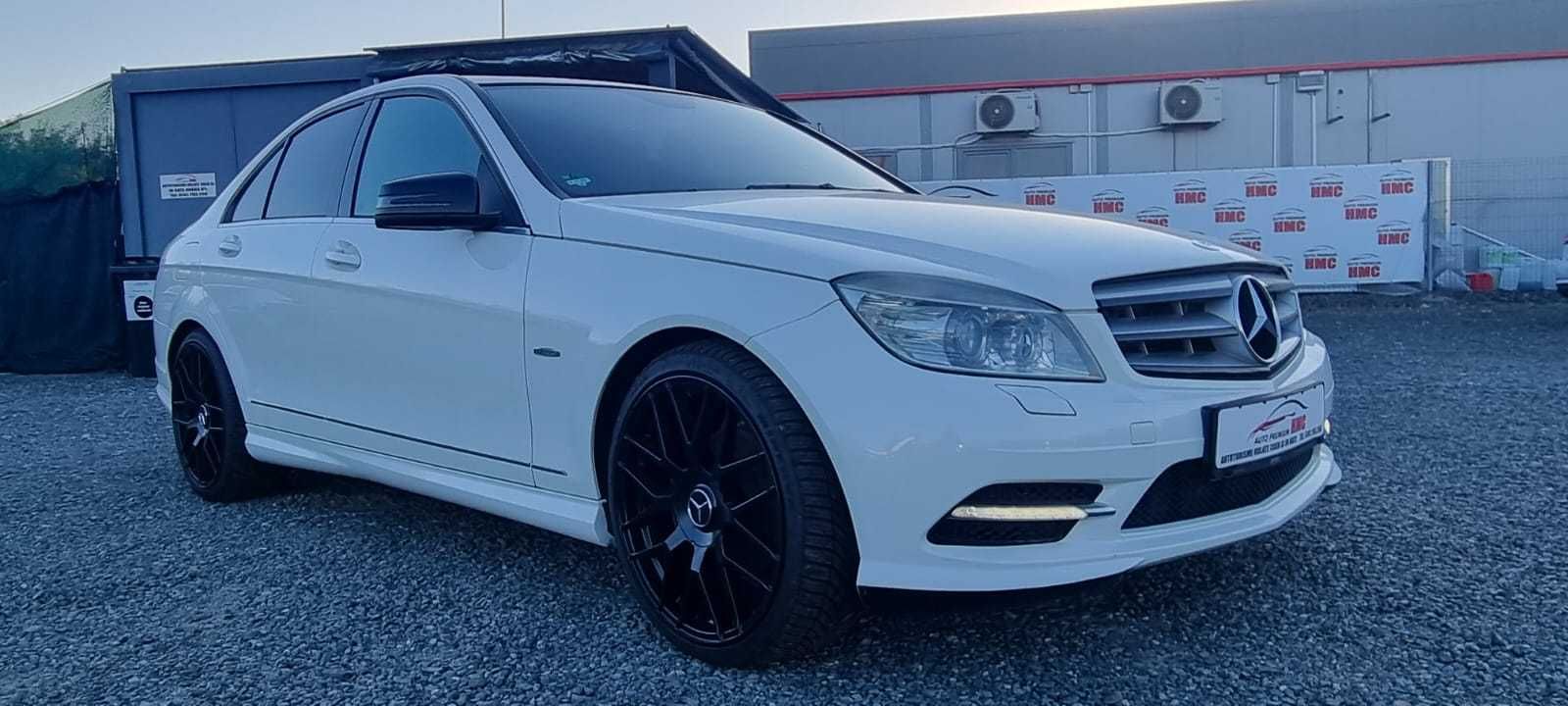Mercedes-Benz C200 2.0 CDI 2010 Rate sau Cash