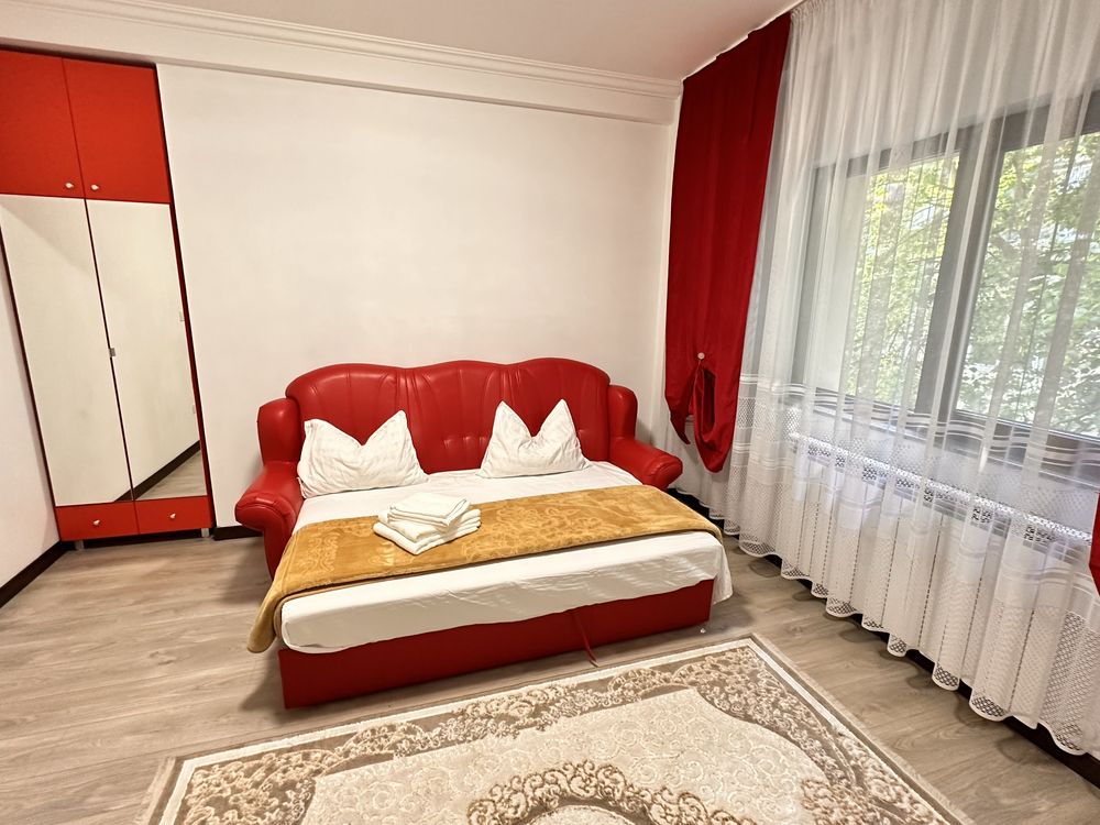 Inchiriez APARTAMENT -TECUCI  în regim hotelier curat, modern, utilat