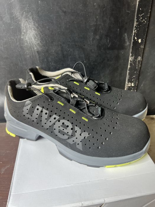 Vand pantofi protectie Uvex marimea 44