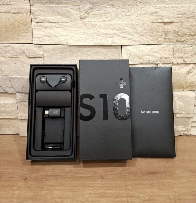 Samsung Galaxy S10 plus Black 128 giga/8 giga RAM