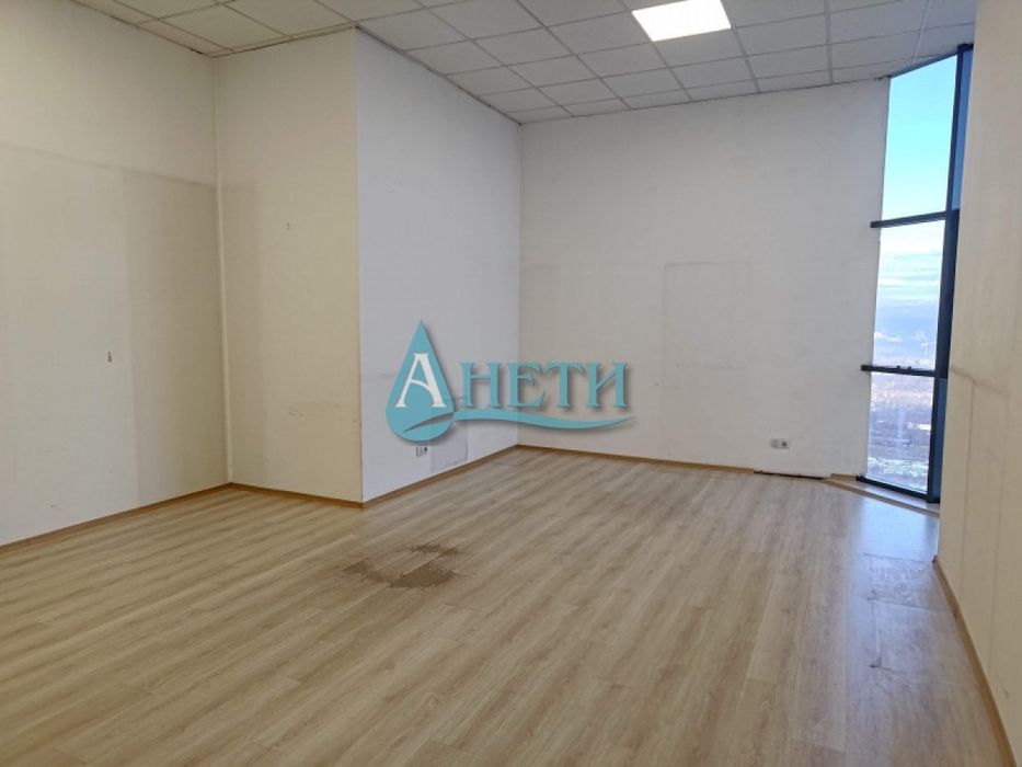 Дава се под наем Офис в София, Кръстова вада - 900 кв.м за 4500 € - Снимка #8
