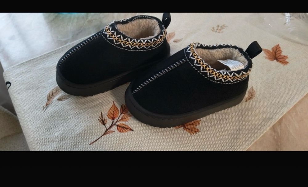 Ghete noi pentue fetita