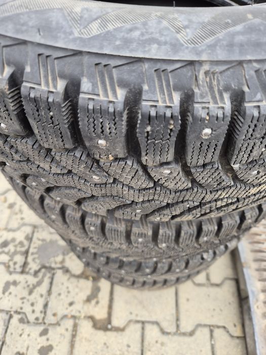 Anvelope cauciucuri de iarna 195/60/15 195 60 15 Bridgestone Blizzak