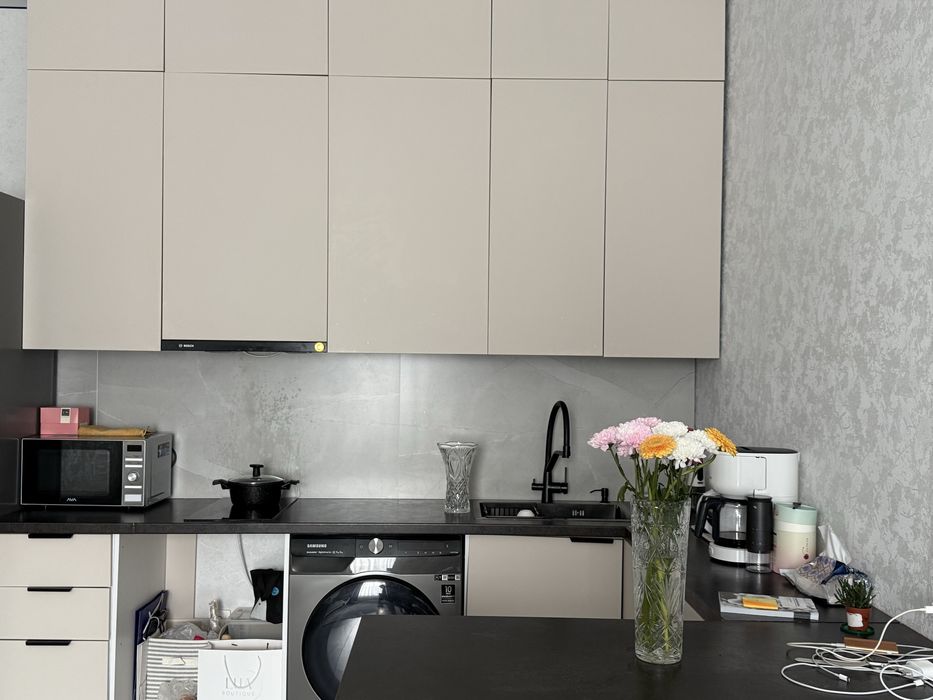 Кухня с дефектами