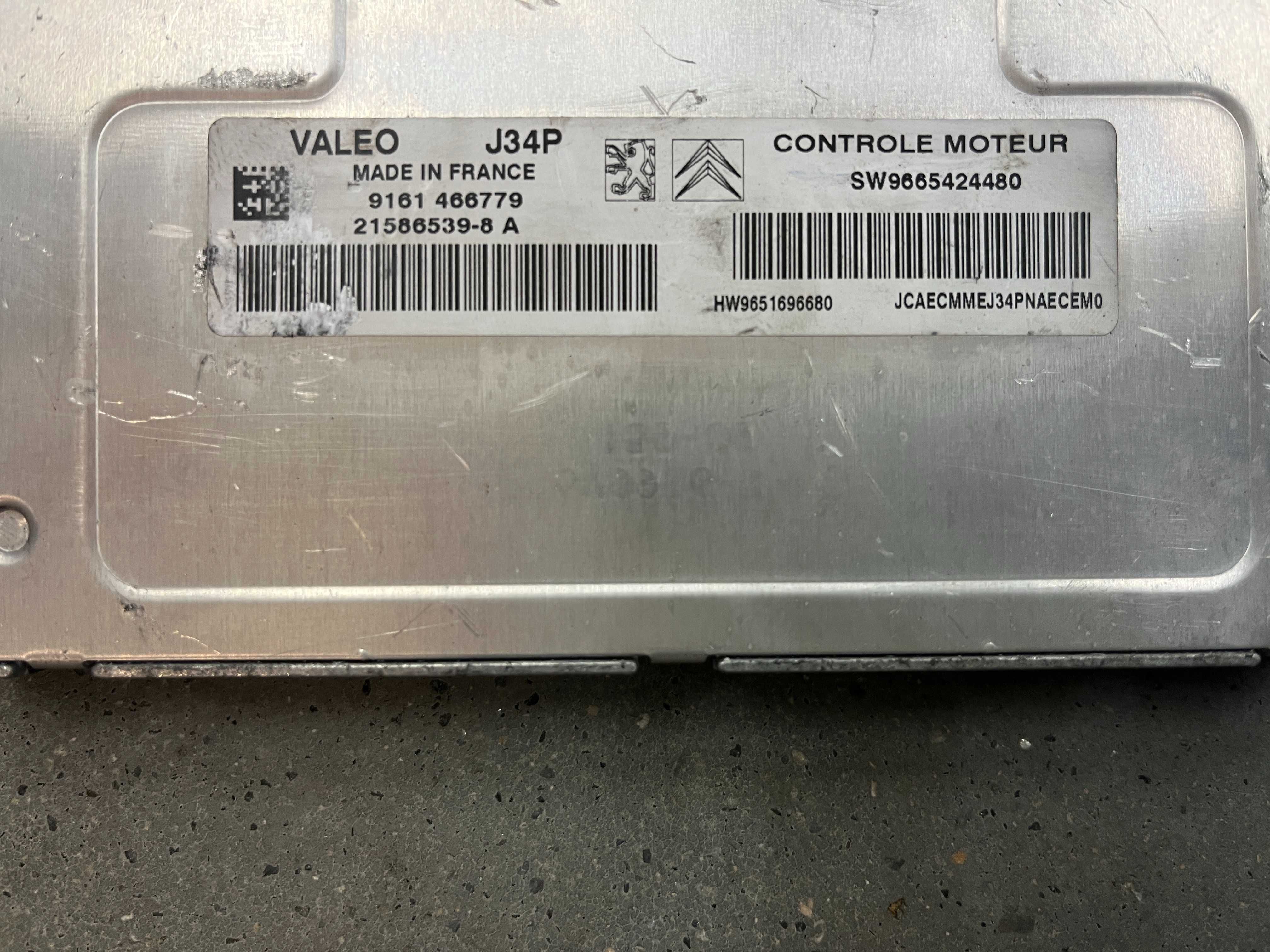Компютър двигател ECU VALEO ВАЛЕО J34P V34.1 J34P-AAE Peugeot Citroen