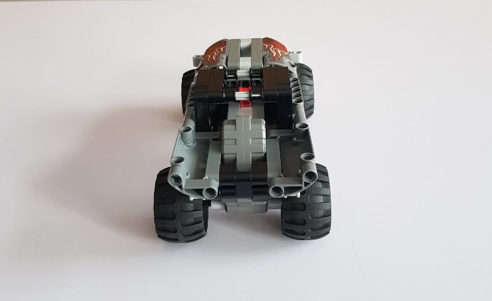 Lego Technic-Camion 4×4,de evadare,42090,128 piese,+7 ani