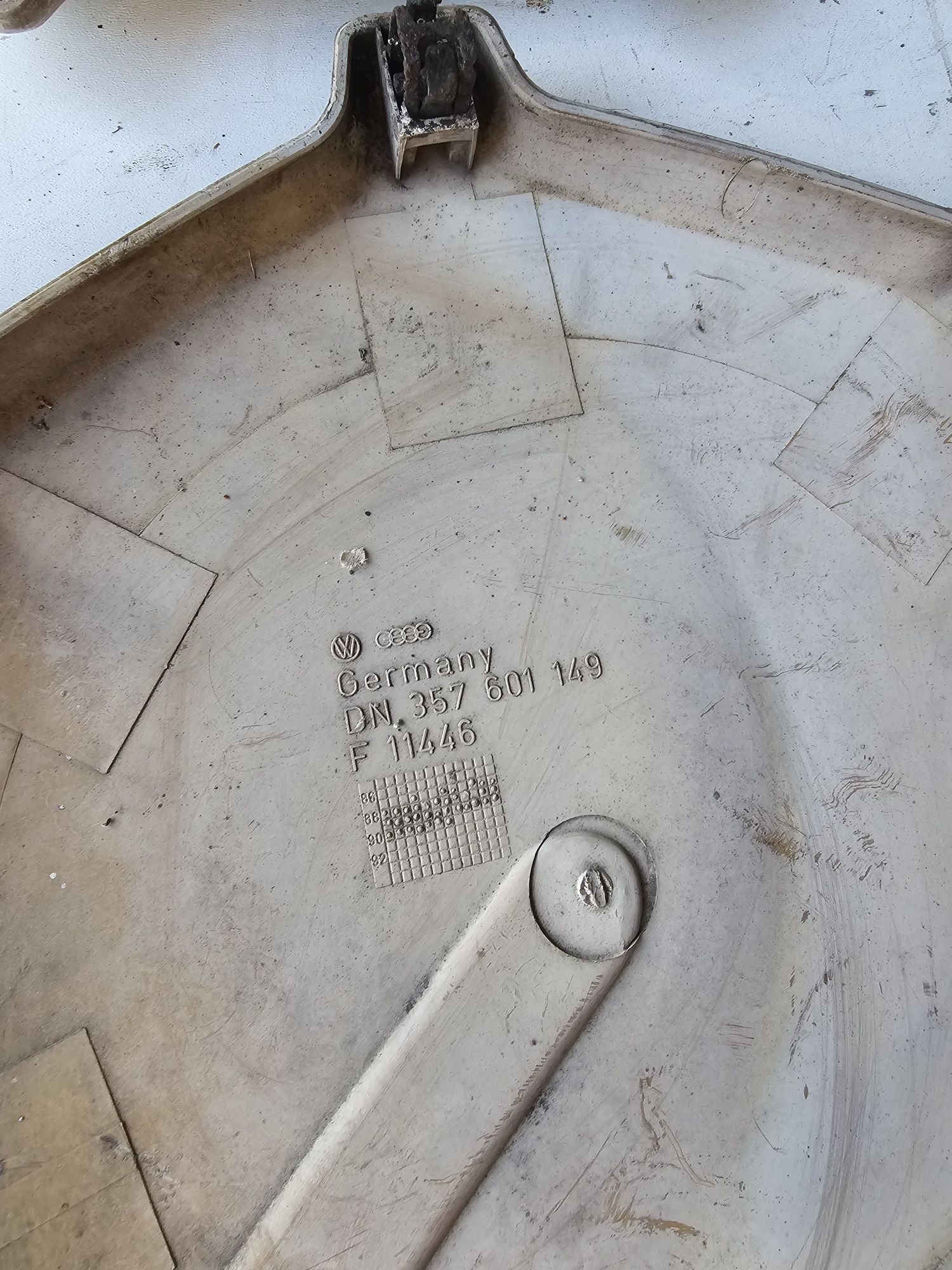 Capace roti originale Volkswagen Passat B3 B4