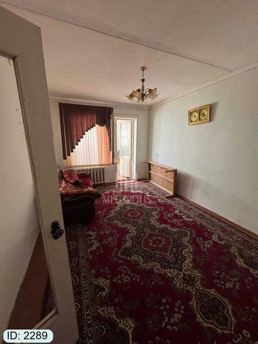 Sharq chevar tarafda 2 xona120 oyga sotiladi №2289