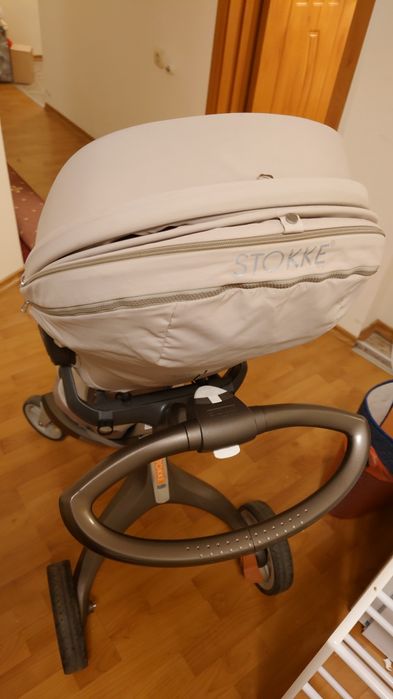 Бебешка количка Stokke