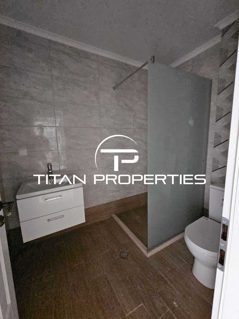 Продава се Двустаен апартамент в к.к. Св.Св. Константин и Елена - 73 кв.м за 2096 €/кв.м - Снимка #6