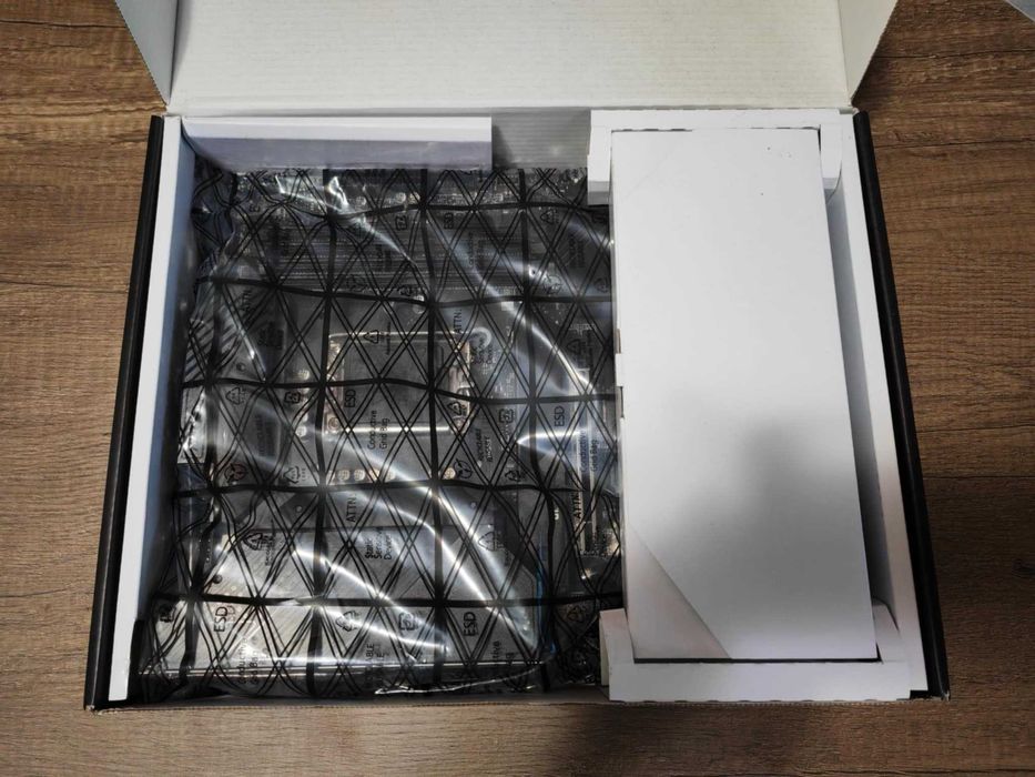 MSI MAG Z690 Tomahawk WIFI DDR4