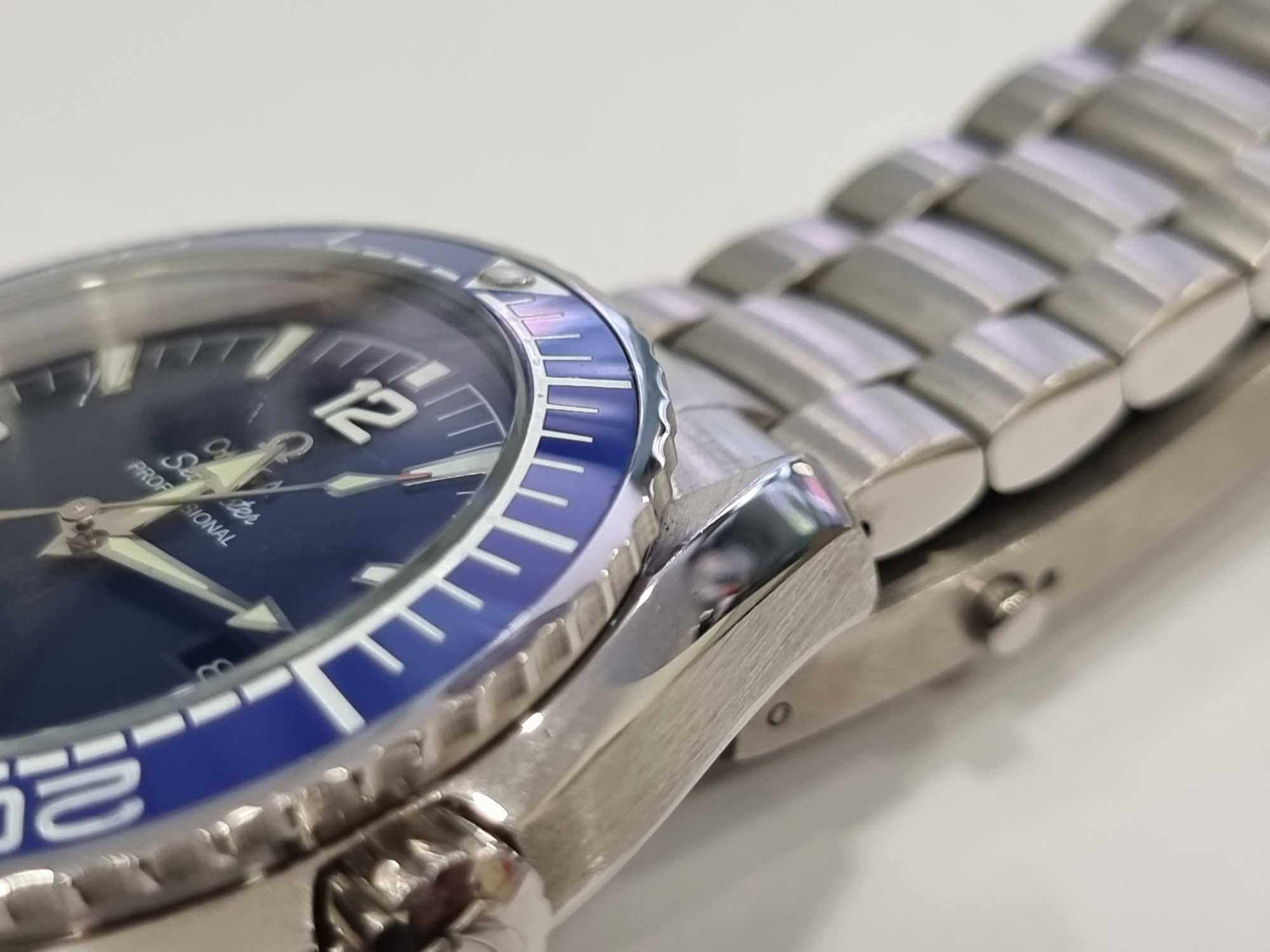 Часовник Seamaster SKYFALL 007 - 42 MM