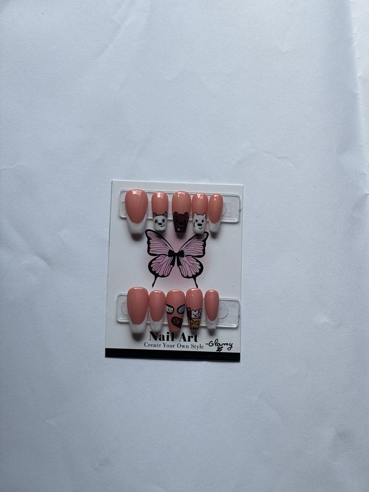 Unghii press on personalizate