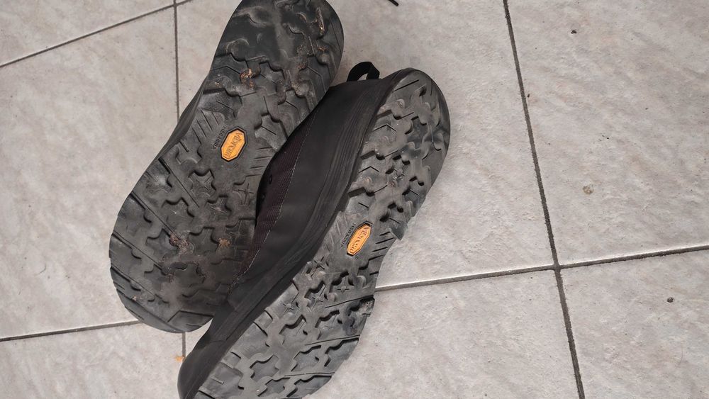 Мъжки обувки arc teryx