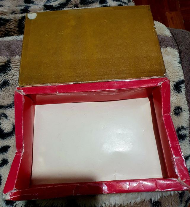 Cutie carton Colectie