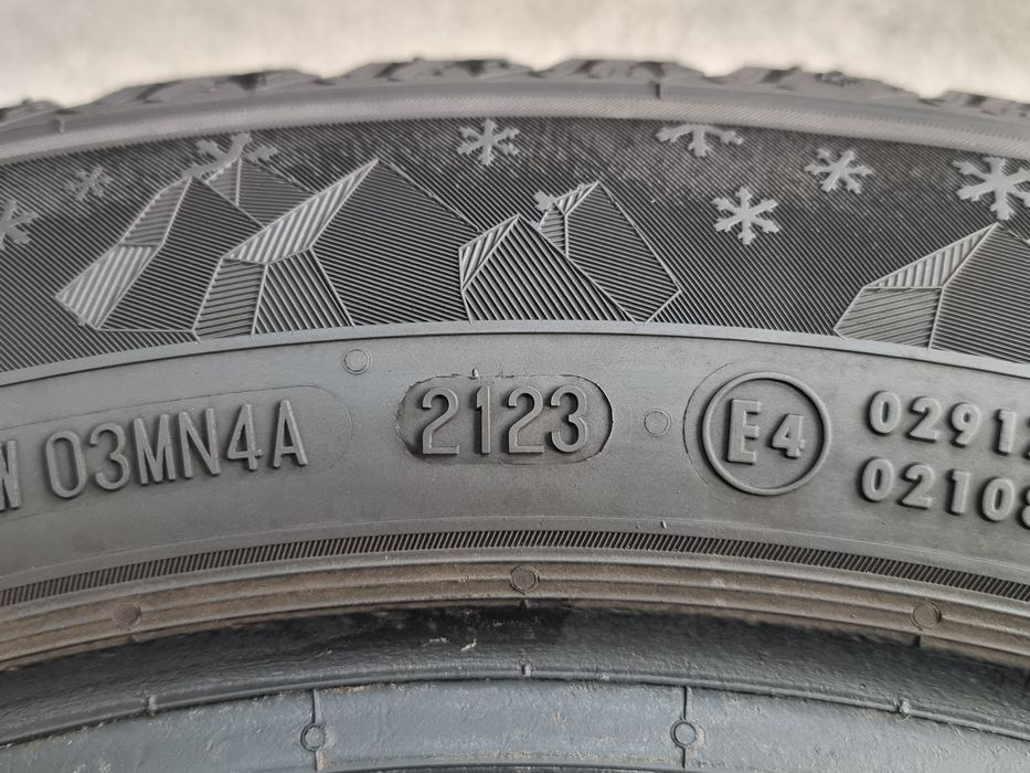 "Dot 22-23" 205/55/16 Semperit 4Броя: 300лв 6.5мм