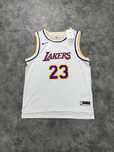 L.A. Lakers потник / 23-James / Нов