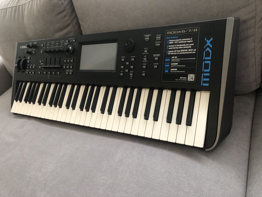 Синтезатор Yamaha MODX6