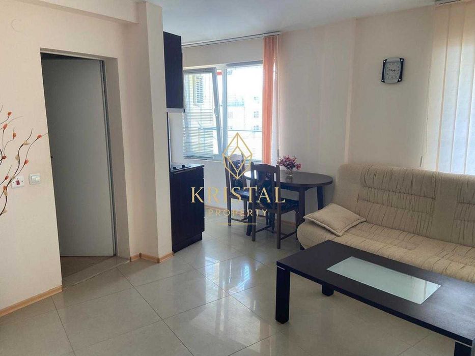 Продава се Двустаен апартамент в к.к. Слънчев бряг - 70 кв.м за 1072 €/кв.м - Снимка #2