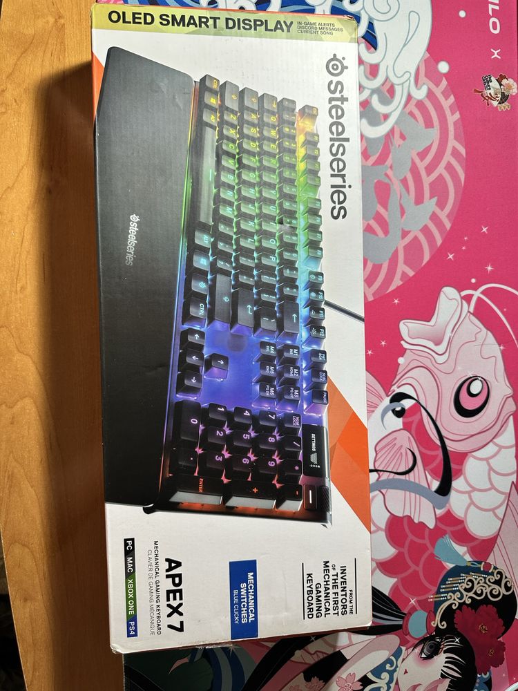 SteelSeries Apex 7 Mechanical switches blue clicky