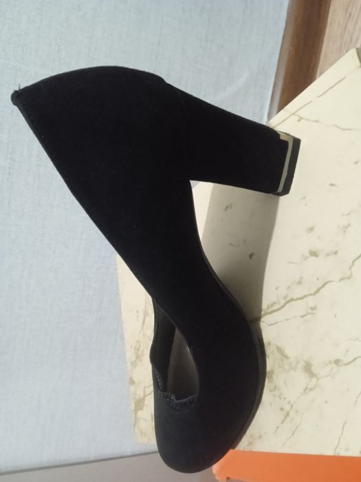 Продам туфли. В отличном состоянии.