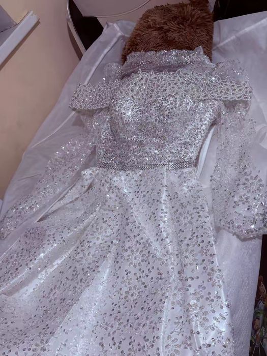 Kelin kòylaklar sotiladi