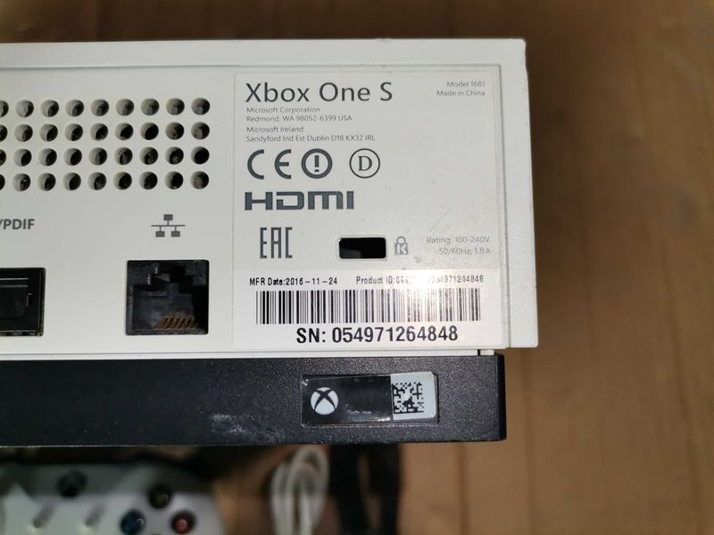 Конзола - Xbox one S