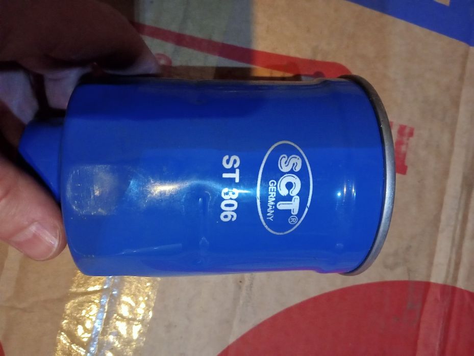 Продаеттся  фильтор  топливный.