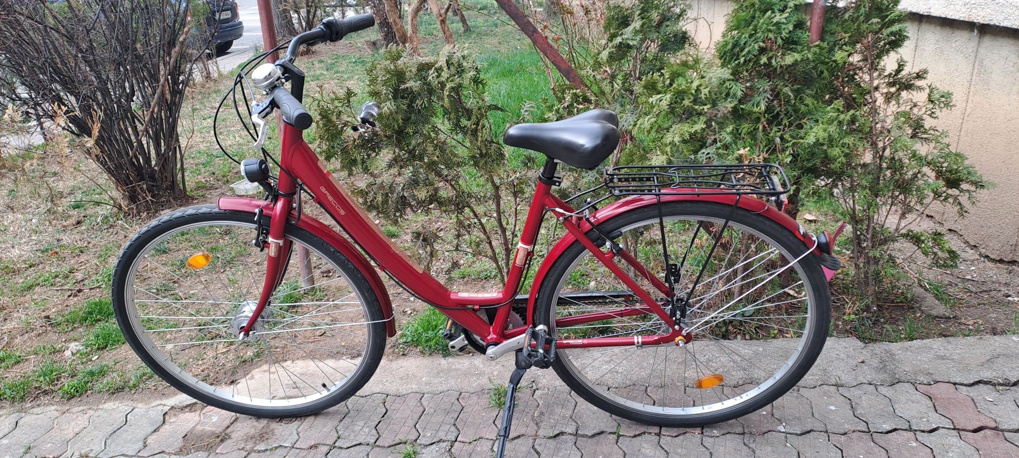 Vind bicicleta de damă