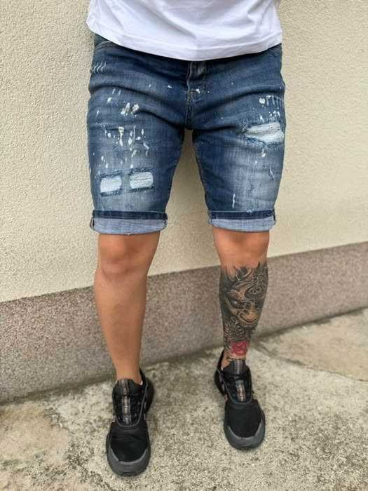 Предлагат се чисто нови ДЪНКИ. цената е само 15 лв.