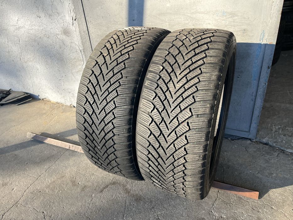 2 бр. зимни гуми 225/45/17 Continental 4,5-5 mm DOT 4017