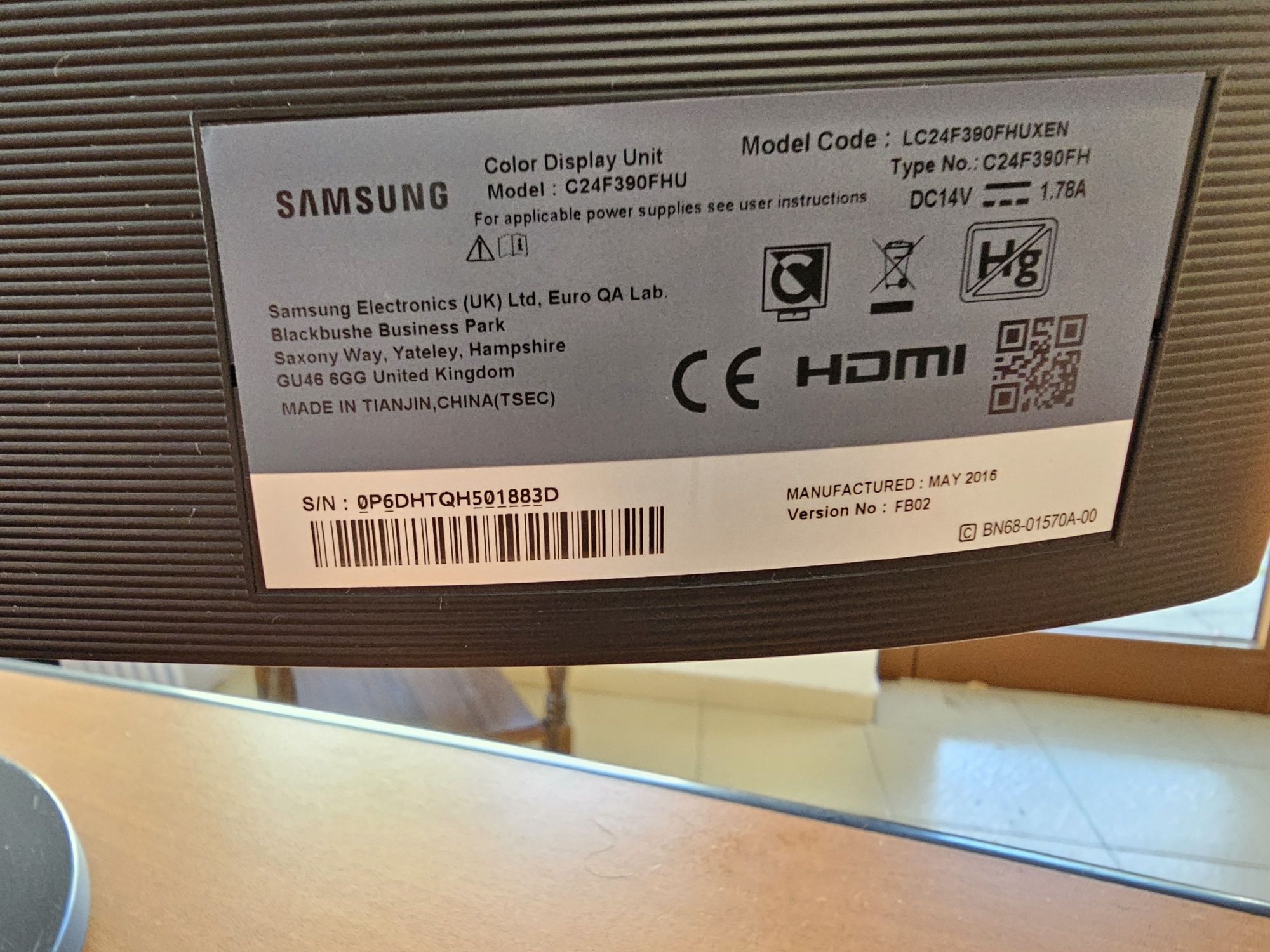 Монитор Самсунг модел LC24F390FHUXEN