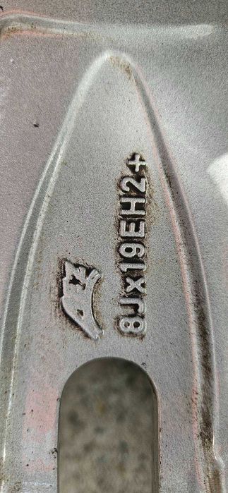 Лети джанти Space 19цола  ET35/ 5x112