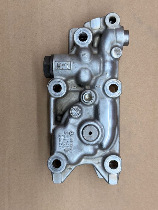 Pompă ulei MAZDA 2.2 , R2AA14100, R2AA, R2AA-14-100D