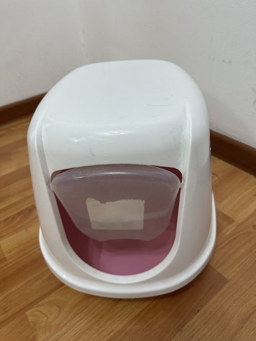 Лоток для кошек очень удобная ,