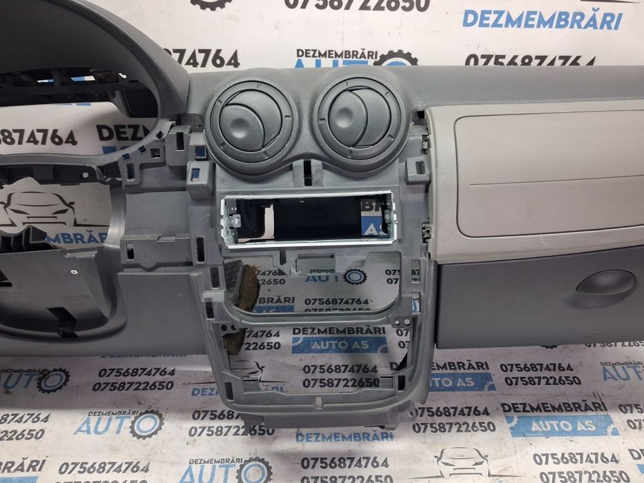 Plansa bord Dacia Sandero 2007 - 2011