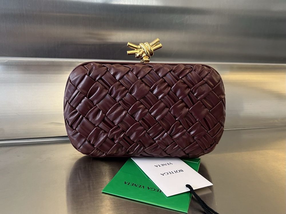 Bottega Veneta Knot