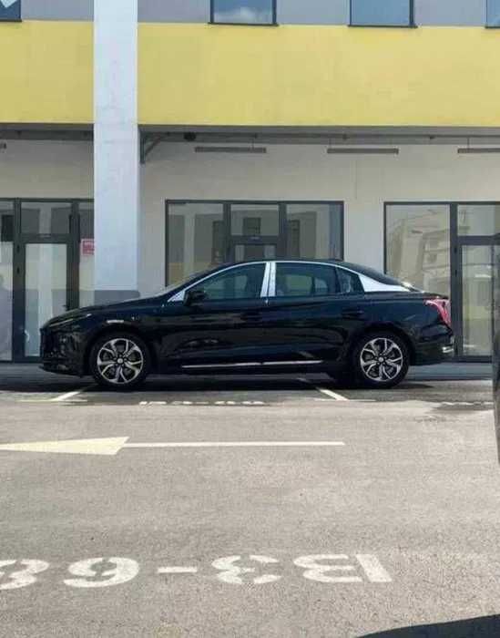 Hongqi eqm5 2025yili 500km