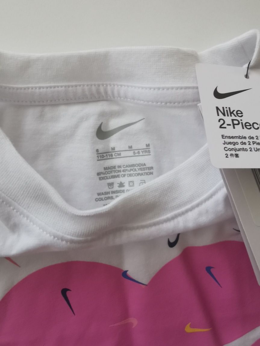 Комплект Nike 110-116 см НОВ