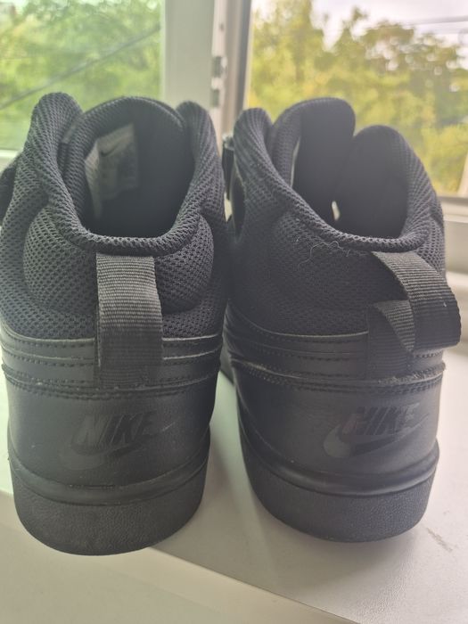 Nike обувки 37.5 номер унисекс