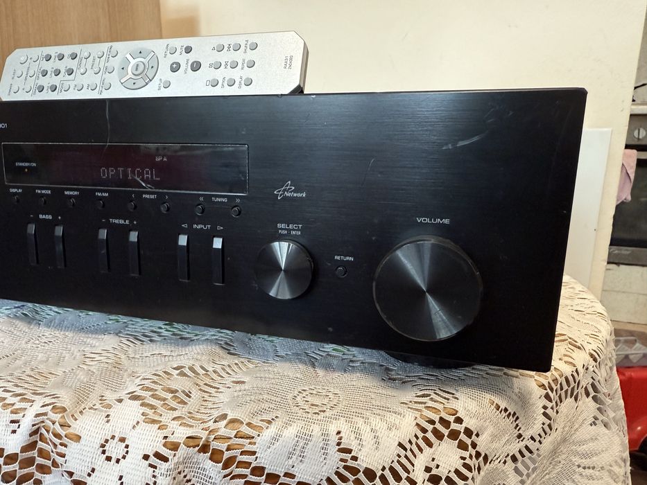 Yamaha R-N301 съерео