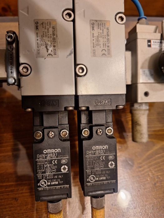 Distribuitor pneumatic aer valva omron robinet regulator presiune filt