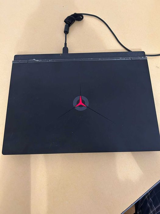 Laptop Gaming Lenovo Legion Y7000