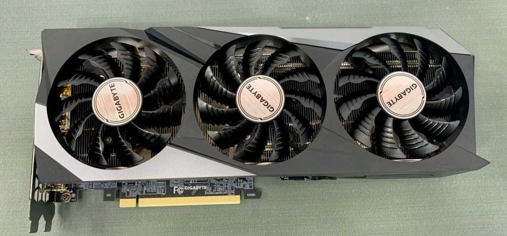 Gigabyte GeForce RTX™ 3070 GAMING OC 8G – КАТО НОВА!
