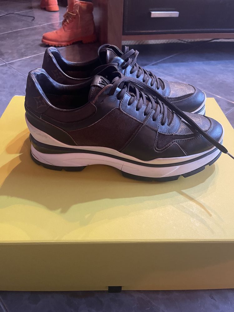 Louis Vuitton Sneakers