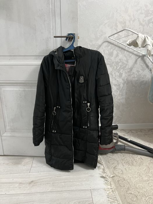 Продам куртку в хорошем состоянии