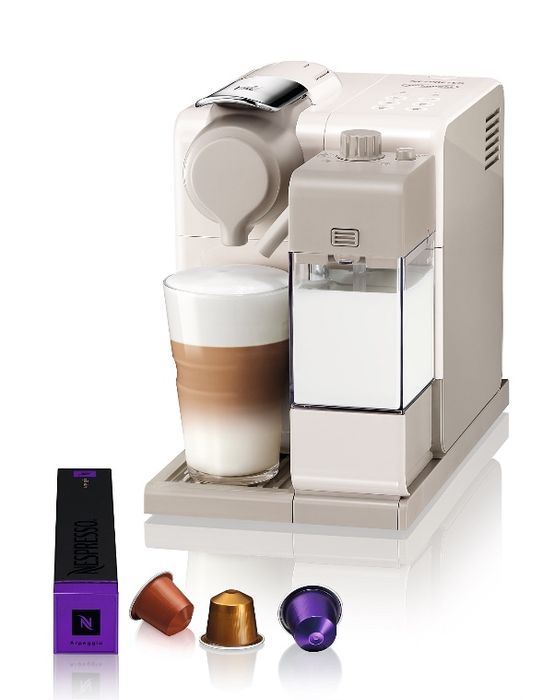 Кафемашина с капсули Nespresso Lattissima Touch Black EN550.B, 19 bar,