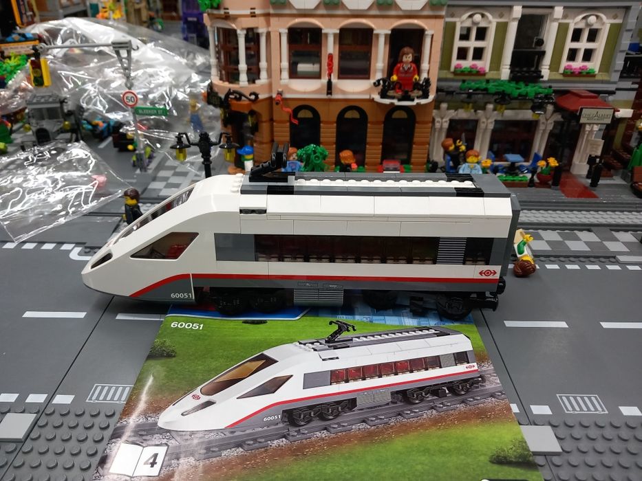 LEGO 60051 Locomotivă sau vagon călători