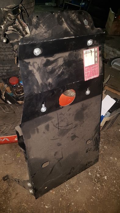 Продам зашиту на кпп уаз патриот . Новая.